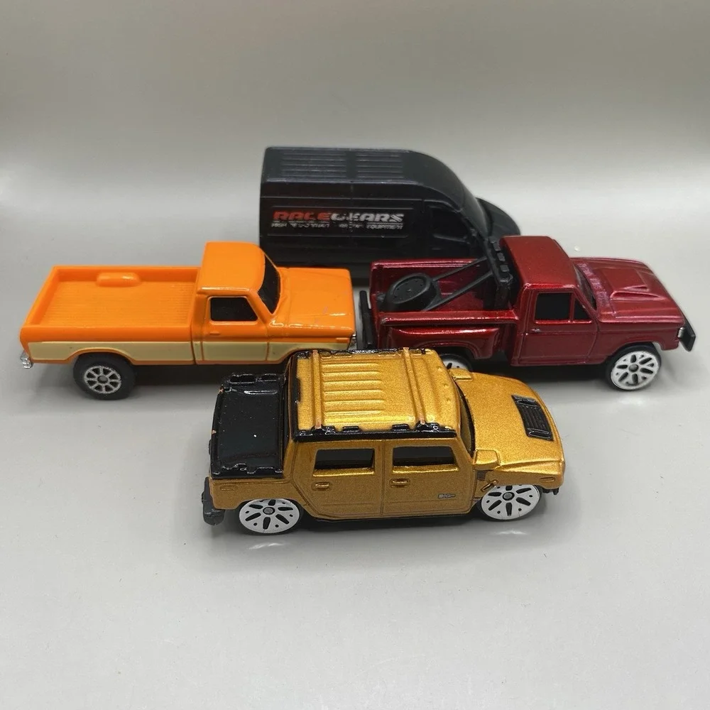 Lot of 4 Maisto Loose Diecast 1:64 Trucks Van Hummer H2 Concept 1977 Ford‎ F-150